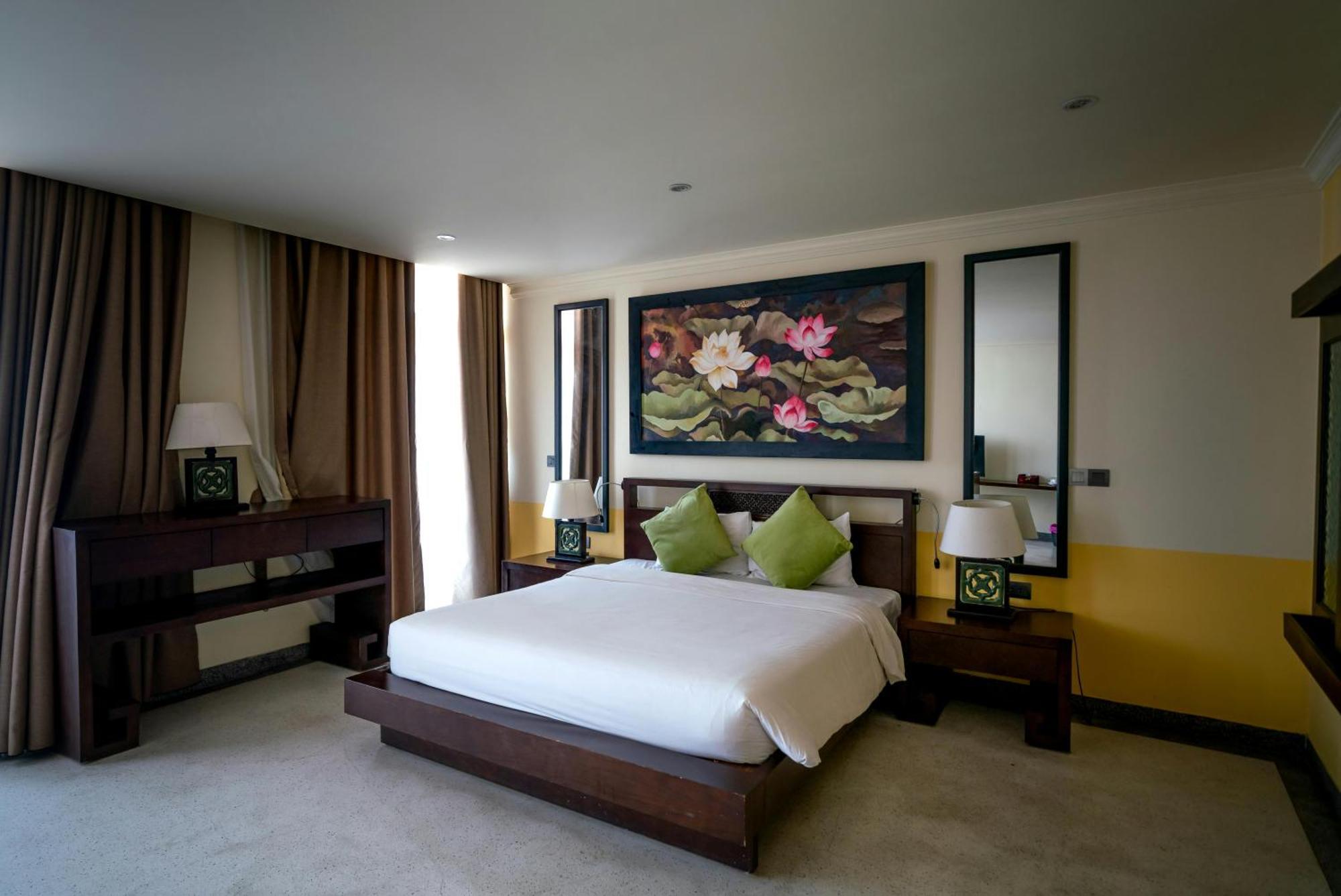 Hotel Ambience Plaza Jmd - Delhi Airport ニューデリー エクステリア 写真